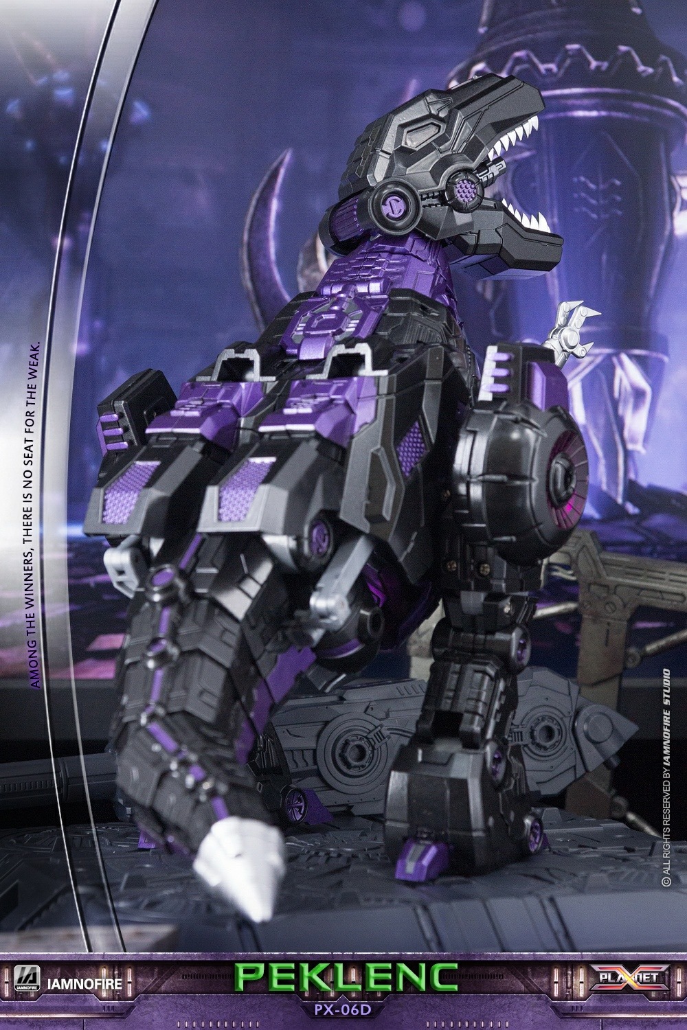 Planet X PX-06D Peklenc Hi-Res Toy Photography by IAMNOFIRE